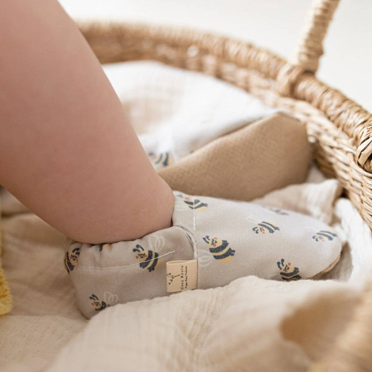 Cosy Roots - Vegan Shoes - Bumble Bees